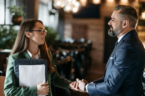 Comment choisir le bon service de franchise